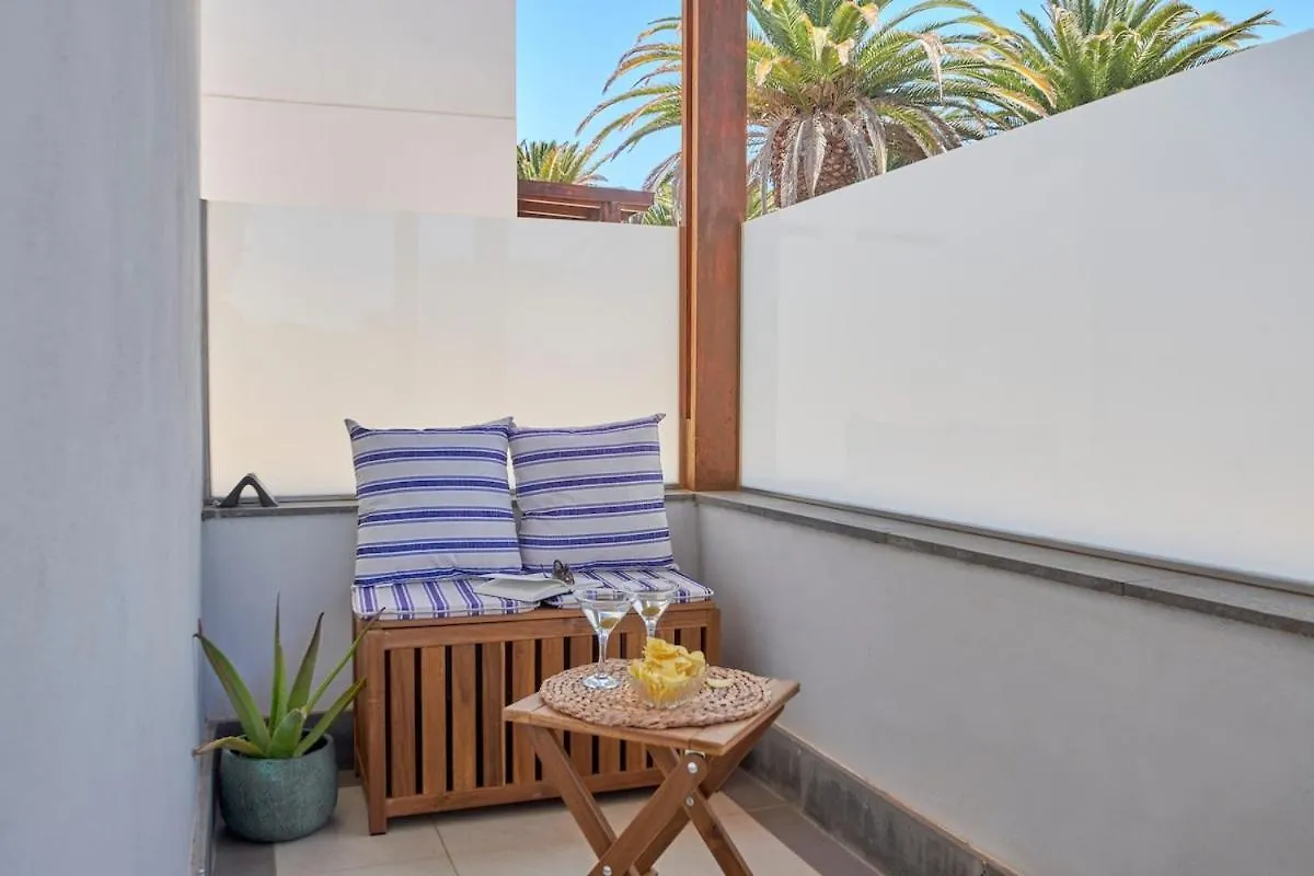 Calero Surfin Shared Pool, 10 Min To Harbour Apartment Puerto Calero
