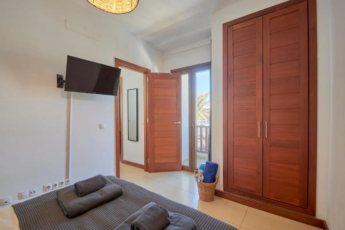 Calero Surfin Shared Pool, 10 Min To Harbour Apartment Puerto Calero Spain